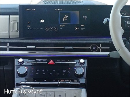 2025 Hyundai Santa Fe Premium PHEV 1.6 Petrol 5dr €63,888 thumbnail