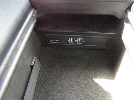 2016 Mercedes-Benz C Class - thumbnail 39