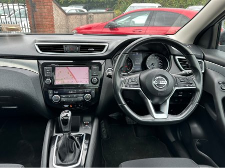 2019 Nissan Qashqai 1.5 DSL SV PREMIUM AUTO €18,450 thumbnail