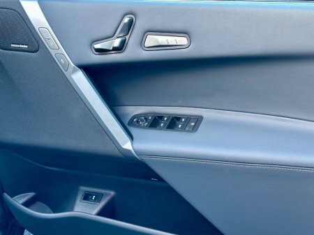 2025 BMW iX - thumbnail 10
