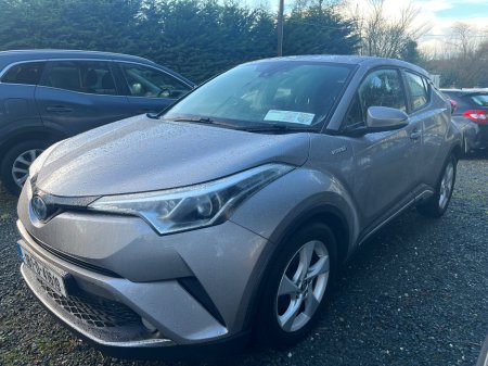 2018 Toyota C-HR 1.8 HYBRID LUNA €18,450 thumbnail