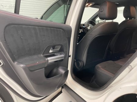 2023 Mercedes-Benz GLA Class  €32,995 thumbnail