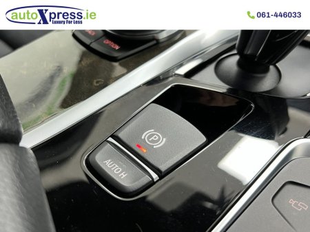 2018 BMW 5 Series - thumbnail 44