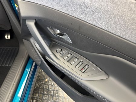 2026 Peugeot 408 - thumbnail 11