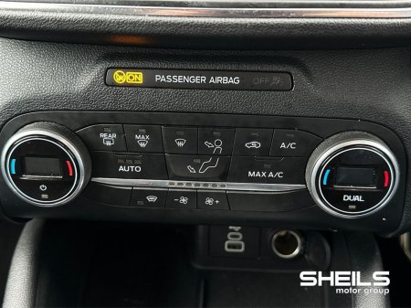 2022 Ford Kuga - thumbnail 18