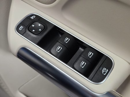 2021 Mercedes-Benz GLA Class - thumbnail 10