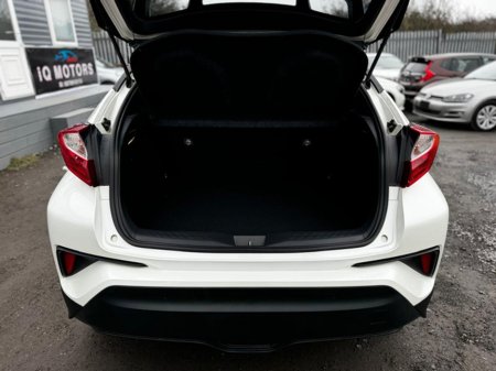 2017 Toyota C-HR 1.8L Petrol-Hybrid Automatic (7686) €18,995 thumbnail