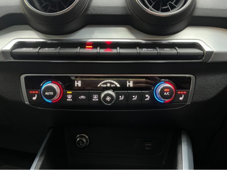 2021 Audi Q2 €27950! 2021 AUDI Q2 35TDI SPORT 2.0 AUTOMATIC  / CRUISE CONTROL / REVERSE CAMERA / HEATED SEATS €27,950 thumbnail