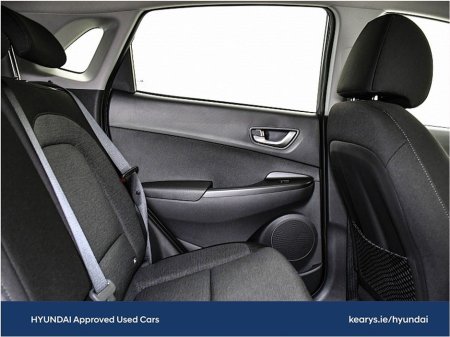 2023 Hyundai Kona EV Executive 39 kWh €21,990 thumbnail