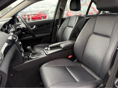 2014 Mercedes-Benz C Class - thumbnail 8