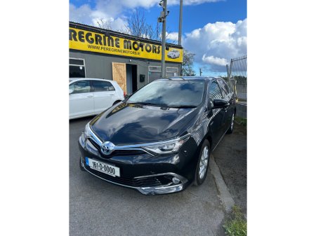 2016 Toyota Auris - view 3