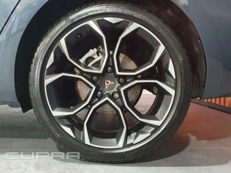 2025 Cupra Leon V2 2.0TDi 150HP DSG (From €132 per week) €37,995 thumbnail