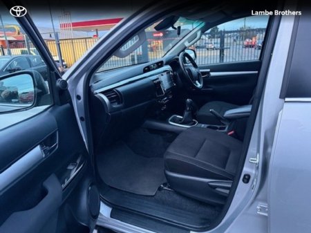 2021 Toyota Hilux - view 4