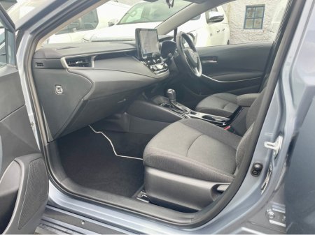 2023 Toyota Corolla LUNA SALOON 4DR AUTO 1.8 PETROL/ELECTRIC SELF CHARGING HYBRID €21,950 thumbnail