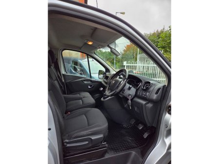 2021 Renault Trafic LL30 ENERGY DCI 145 SPORT MY19 €18,250