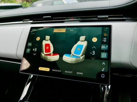 2025 Land Rover Range Rover Sport 3.0 I6 PHEV 550 PS Autobiography €139,950 thumbnail