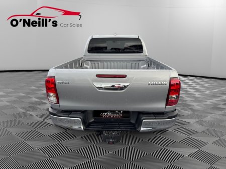 2025 Toyota Hilux - thumbnail 9