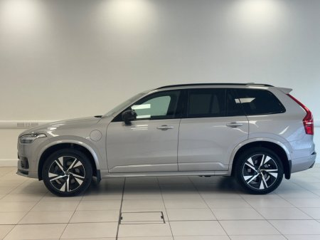 2023 Volvo XC90 T8 PHEV 455hp Plus (Dark Theme) €69,950