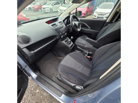 2011 Mazda Mazda5 - thumbnail 16