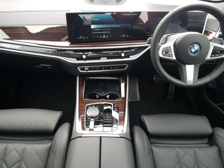 2026 BMW X5 xDrive50e M Sport Pro €111,198