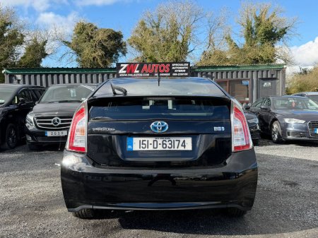 2015 Toyota Prius - thumbnail 8