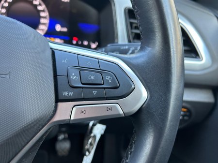 2023 Volkswagen T-Roc - thumbnail 13