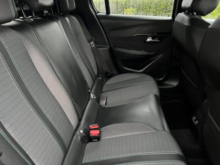 2022 Peugeot 208 1.2 Puretech 100bhp Allure Pack €17,950 thumbnail