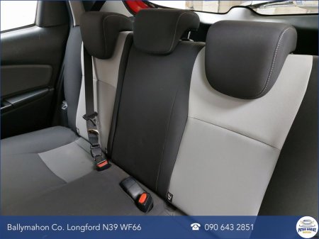 2019 Toyota Yaris Yaris Icon Tech Vvt-I Icon Tech VVT-i Start/Stop €14,950 thumbnail