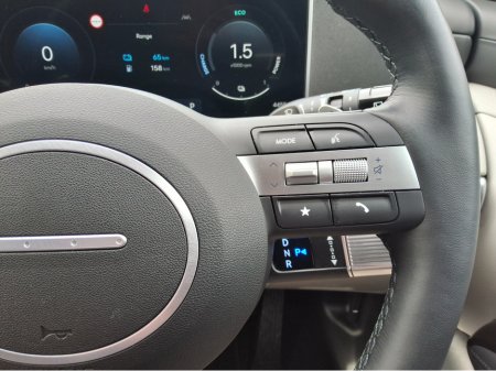 2025 Hyundai Tucson PLATINUM PHEV  - Only 4,000 Km - Top Spec - Side Steps - €46,950 thumbnail