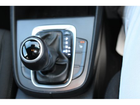 2023 Hyundai Kona 1.6 HYBRID Executive Two Tone Roof Auto €27,950 thumbnail