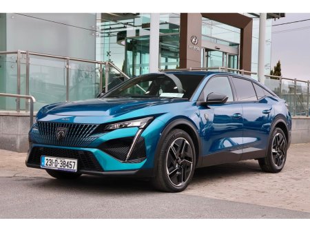 2023 Peugeot 408 - thumbnail 1