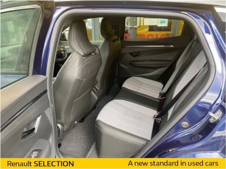 2023 Renault Megane - thumbnail 12