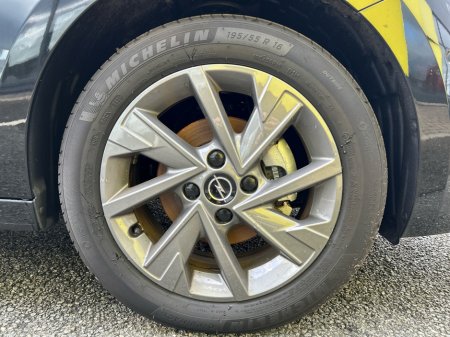 2026 Opel Corsa ELEGNCE 1.2 75HP S/S 4DR thumbnail