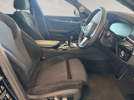 2020 BMW 5 Series - thumbnail 11