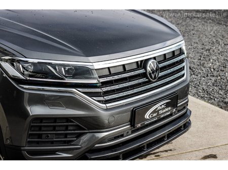 2021 Volkswagen Touareg - thumbnail 5