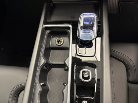 2026 Volvo XC60 - thumbnail 16