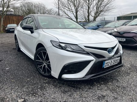 2023 Toyota Camry 2.5 Camry Hybrid Sol €39,500 thumbnail