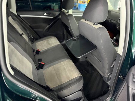 2014 Volkswagen Tiguan 2.0 TDI 140BHP SPORT & STYLE DSG 4WD €8,950 thumbnail