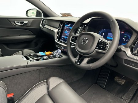 2026 Volvo V60 - thumbnail 6