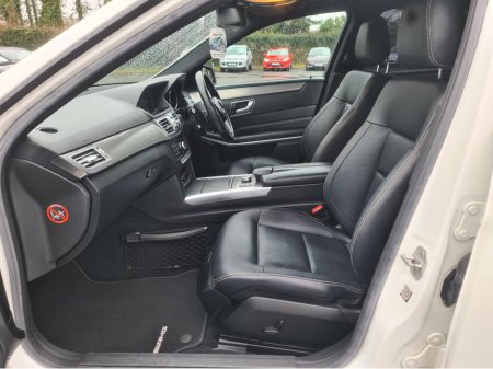 2015 Mercedes-Benz E Class E220 BLUETEC AMG NIGHT ED 4DR AUTO €12,950 thumbnail