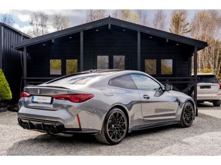 2024 BMW M4 - thumbnail 6