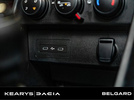 2026 Dacia Sandero Stepway STEPWAY Expression TCe 110 E06X DEMO €24,010 thumbnail