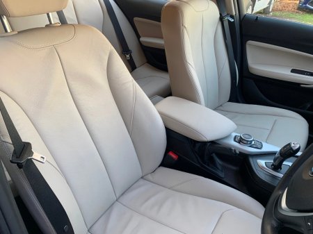 2018 BMW 1 Series 116D SE AUTOMATIC // GREAT CONDITION // FULL SERVICE HISTORY // LEATHER, SAT NAV AND PARKING SENSORS // €200 ROAD TAX // thumbnail