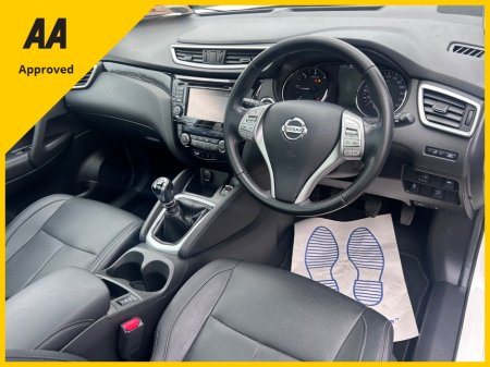 2017 Nissan Qashqai - thumbnail 26