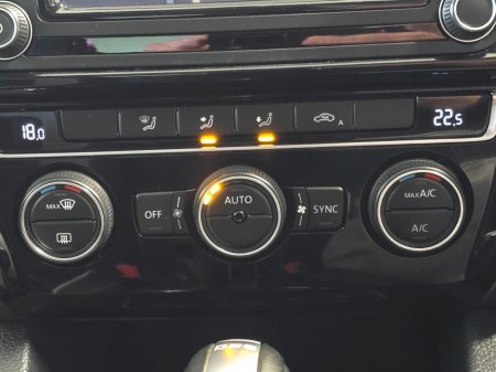 2017 Volkswagen Jetta - thumbnail 15