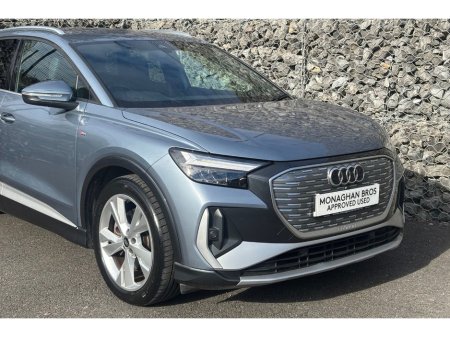 2023 Audi Q4 e-tron E-TRON S LINE 40 €32,137
