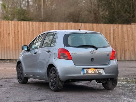 2007 Toyota Yaris - thumbnail 9