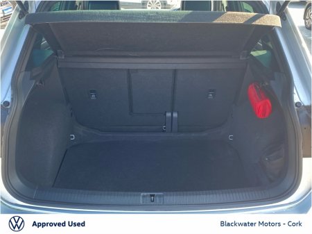 2022 Volkswagen Tiguan - thumbnail 10