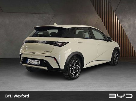 2024 BYD Dolphin - thumbnail 3