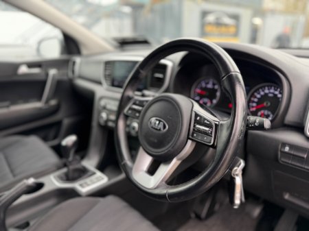 2021 Kia Sportage - thumbnail 10